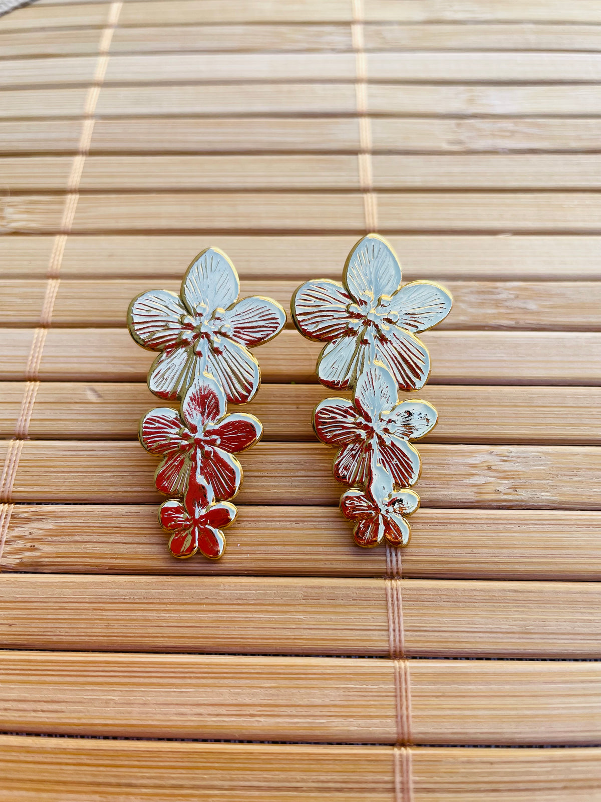 Aros Flores Doradas