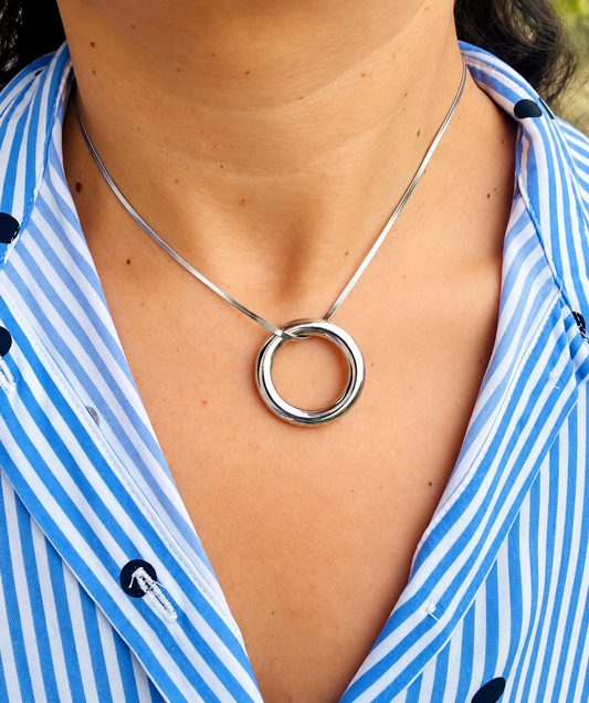 Collar Circulo Infinito